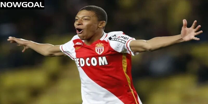 Mbappe thành danh trong màu áo Monaco từ lúc còn trẻ Mbappe thành danh trong màu áo Monaco từ lúc còn trẻ