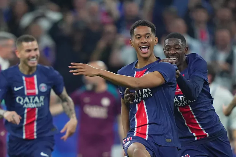 Soi Kèo Nantes Vs PSG - Ligue 1 - 18/08/2025 Phong độ Nantes vs PSG chênh lệch rõ rệt